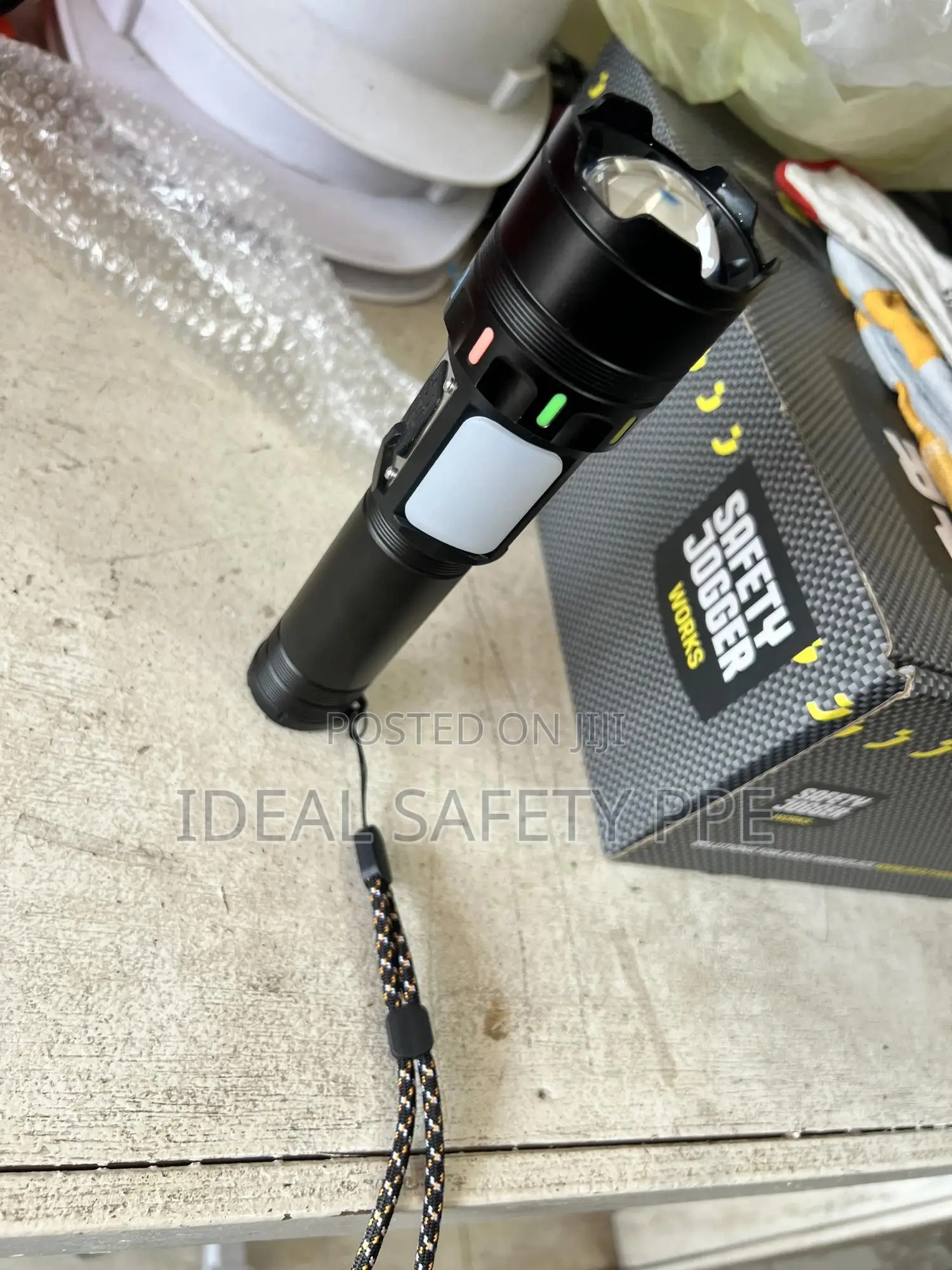 Rechargeable Led Flashlight