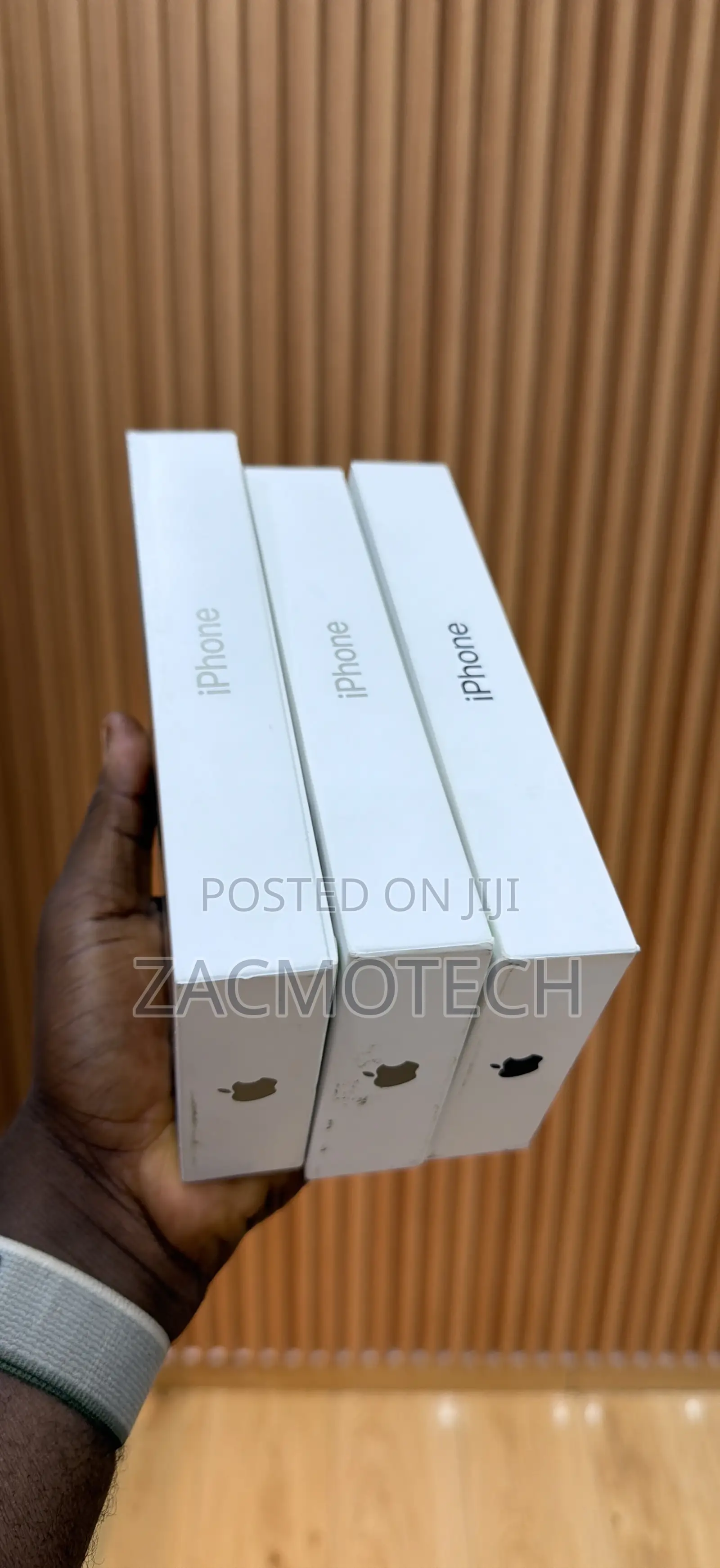 New Apple iPhone 15 Pro Max 256 GB Silver