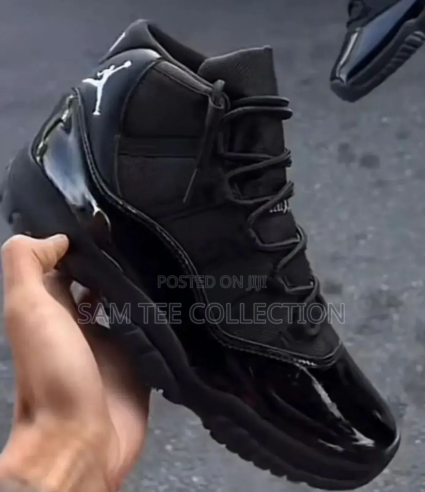 Air Jordan 11 Cool Black and Grey Available High -Quality