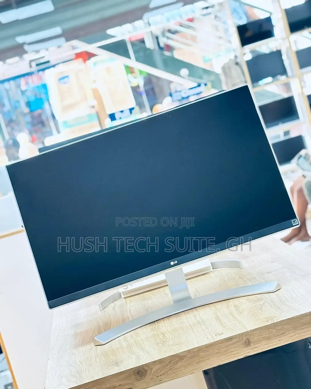 27 Inch Lg Ips Uhd Monitor With Vesa Display HDR 400