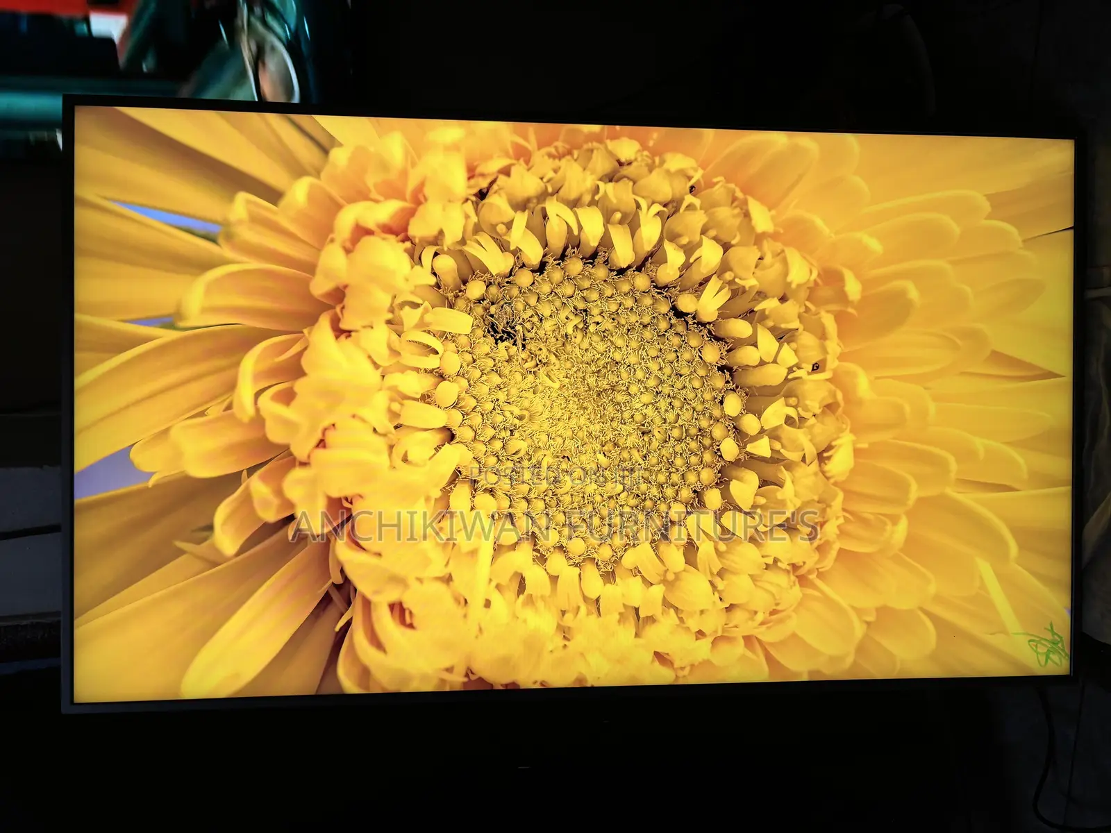 Qled Samsung 55 Inches Smart Tv (Cash On Delivery)