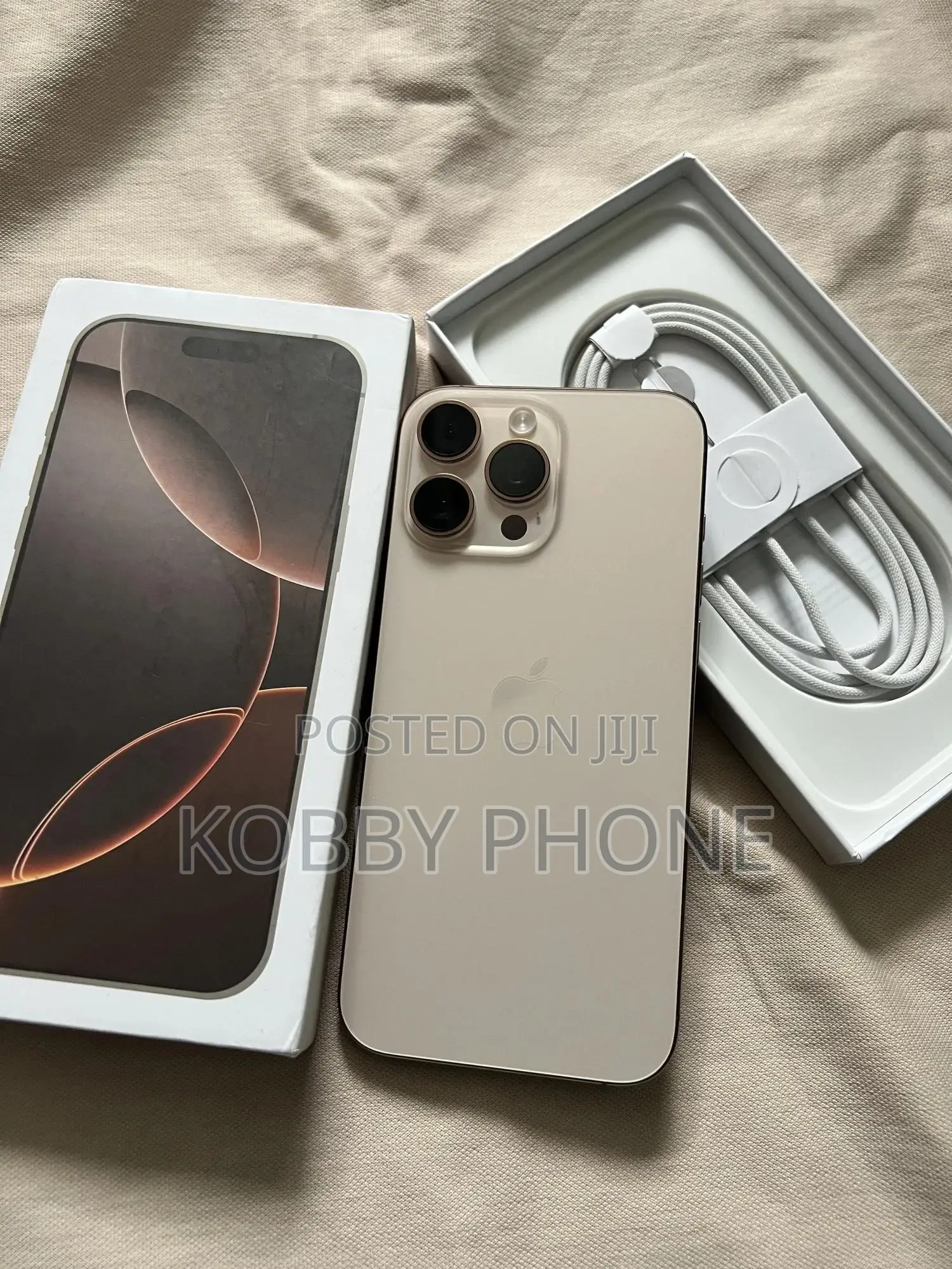 New Apple iPhone 16 Pro Max 256 GB Gold