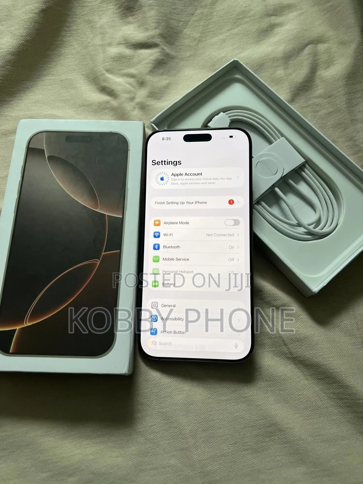 New Apple iPhone 16 Pro Max 256 GB Gold