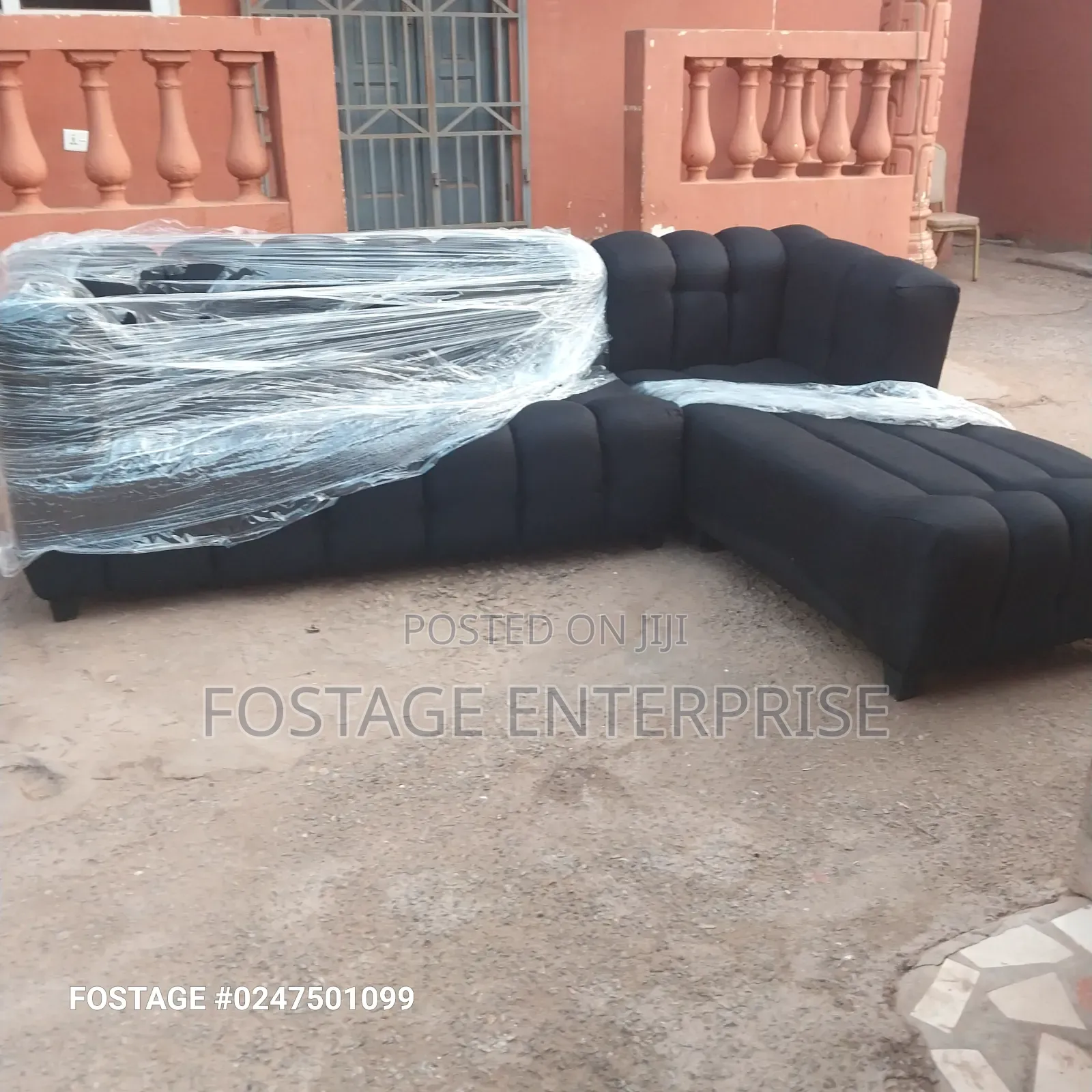 Newly Arrived High Quality Sectional Black L Shape Couch