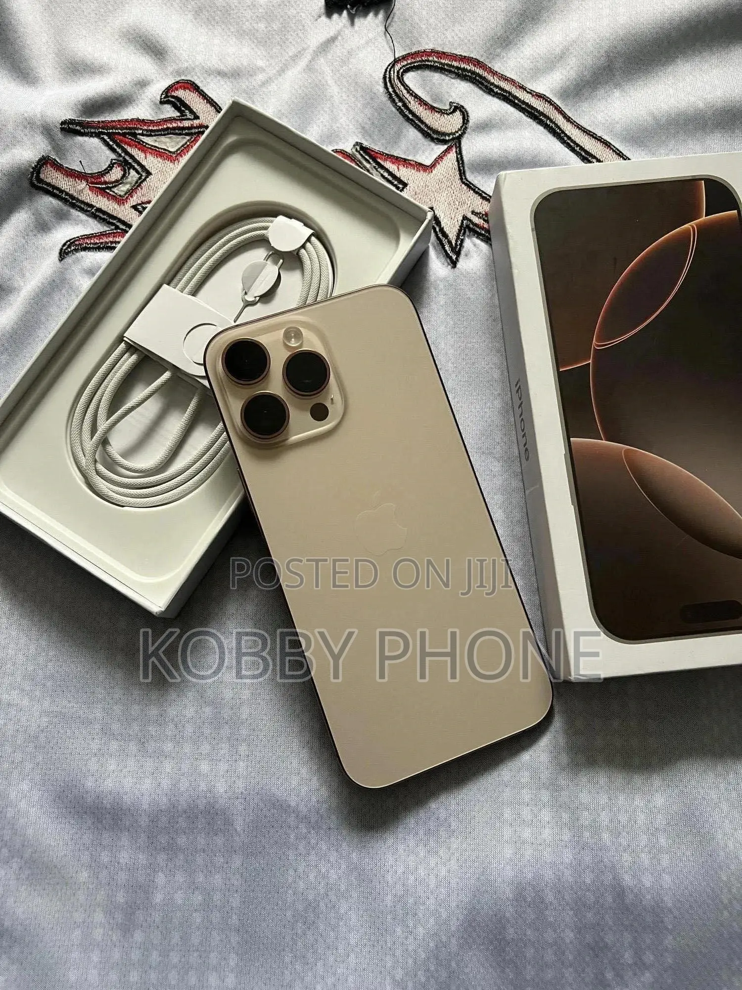 Apple iPhone 16 Pro Max 256 GB Gold