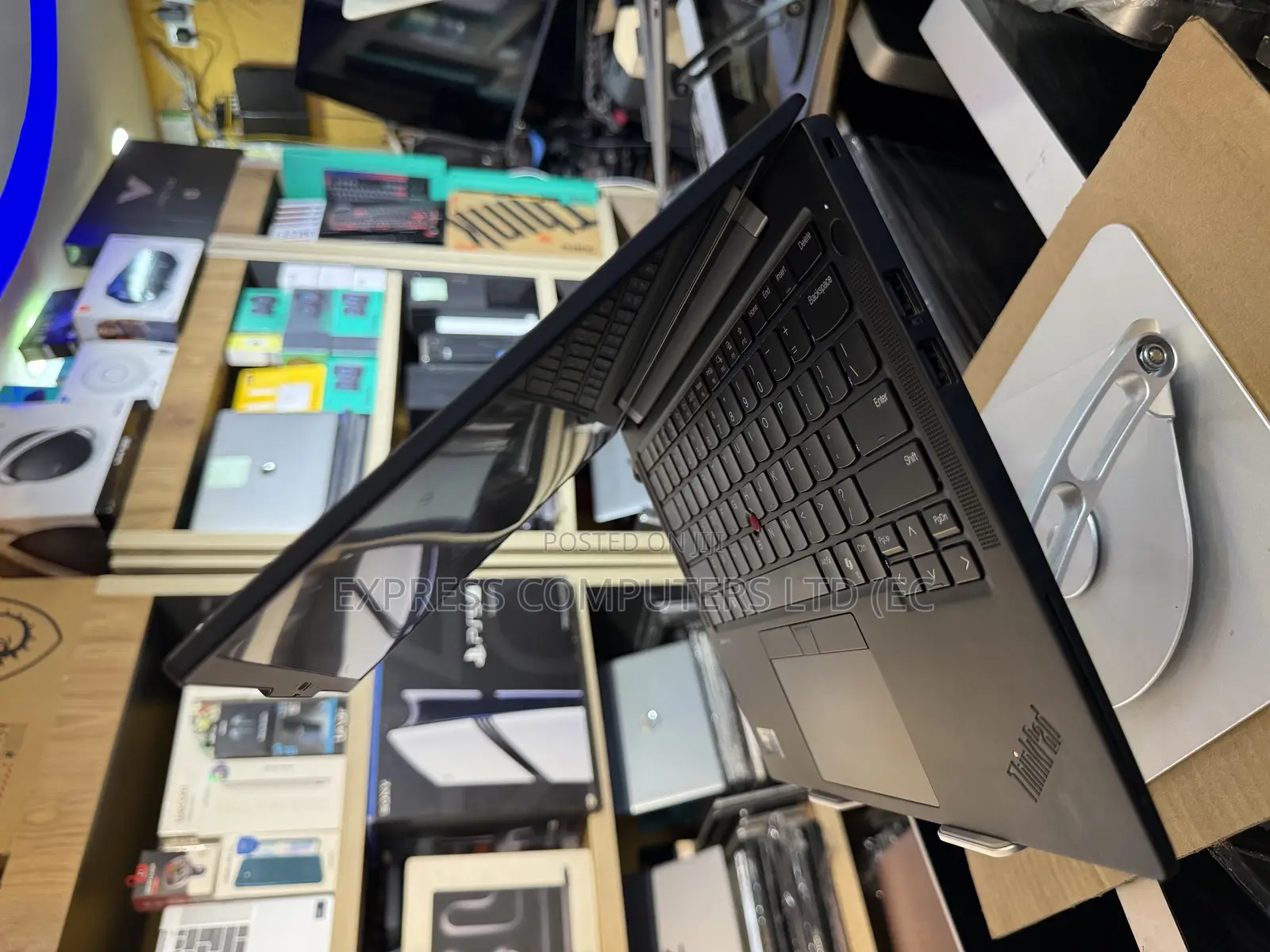 Lenovo ThinkPad T14s G4 16GB Intel Core Ultra 5 SSHD (Hybrid) 512GB