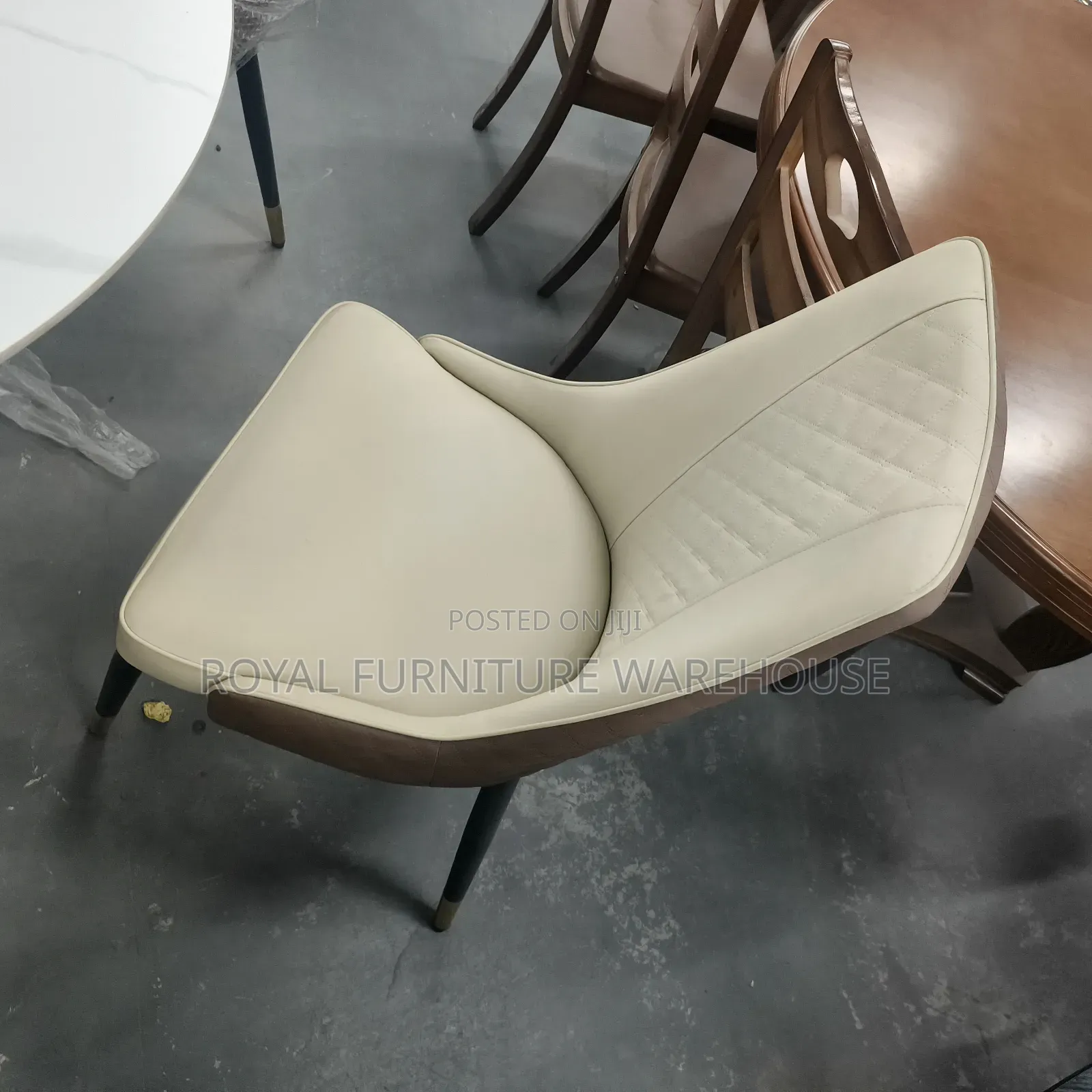 Round Dining Table Set (T001-F14)