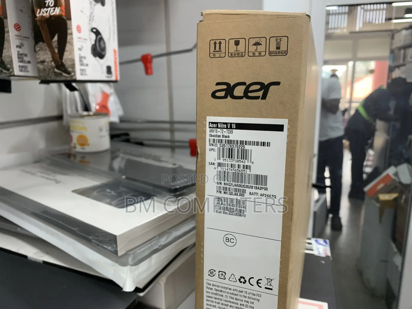 New Laptop Acer 16GB Intel Core Ultra 7 SSD 1T
