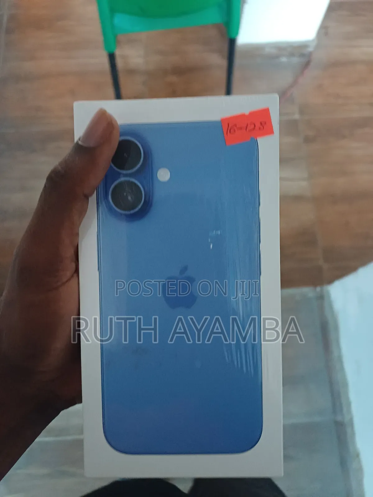 New Apple iPhone 16 128 GB Blue