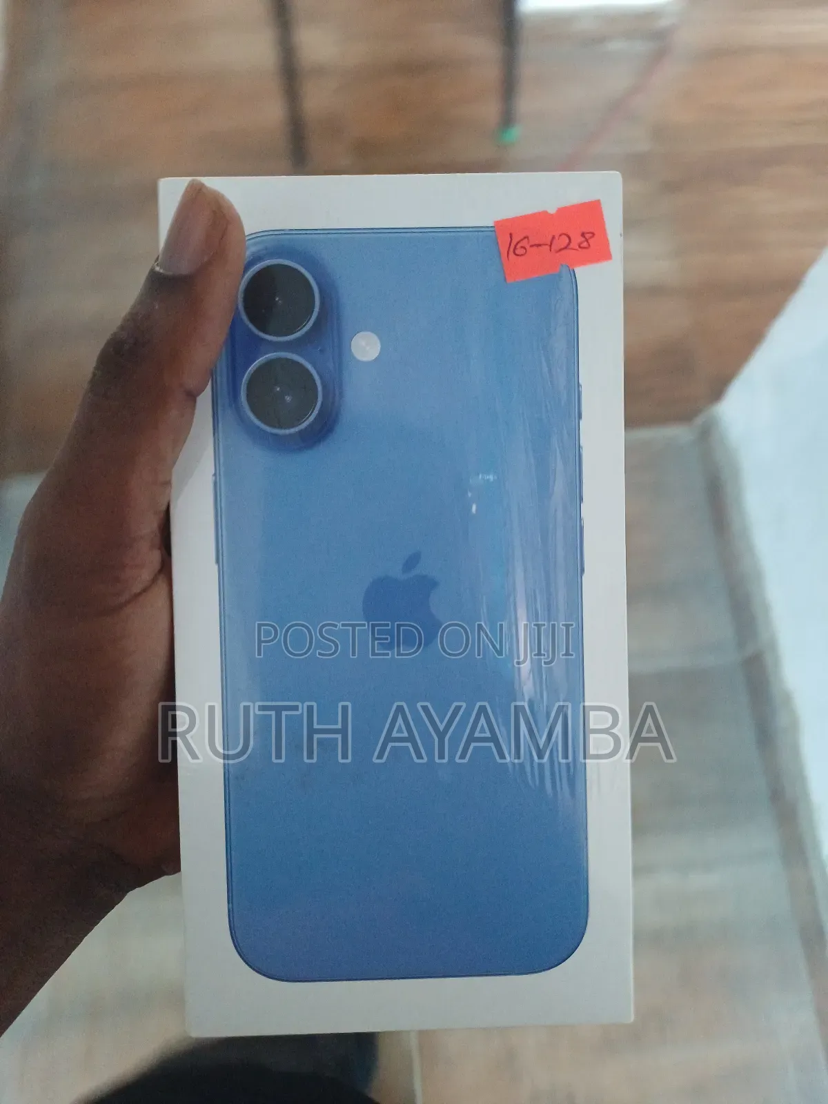 New Apple iPhone 16 128 GB Blue