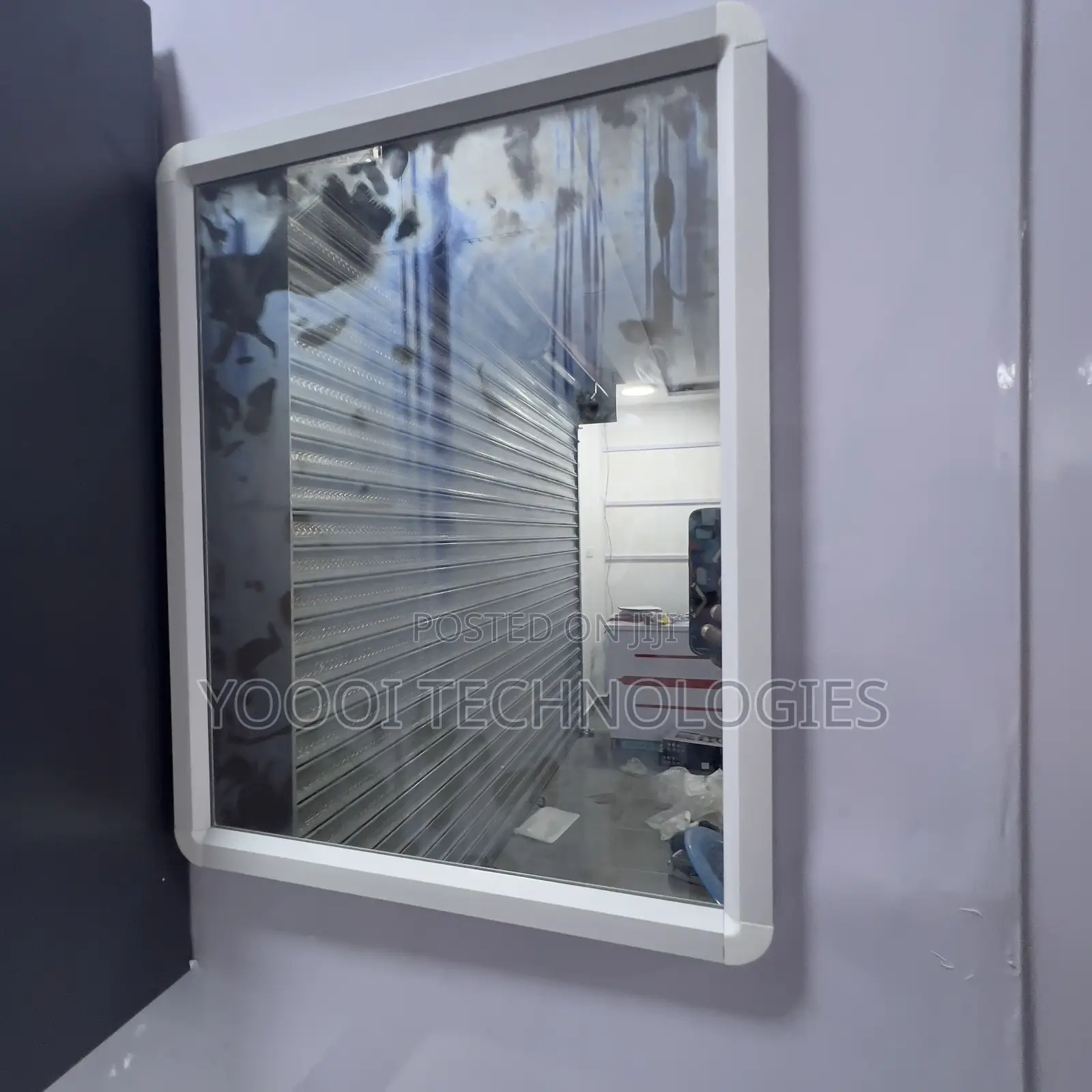 40cm White Cabinet Basin With Mirror