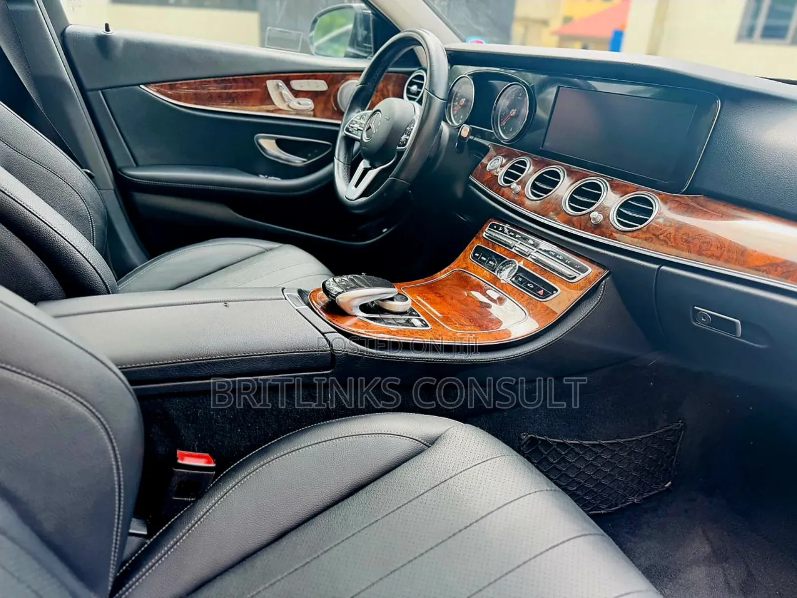 Mercedes-Benz E300 Available for Rentals Book Now!