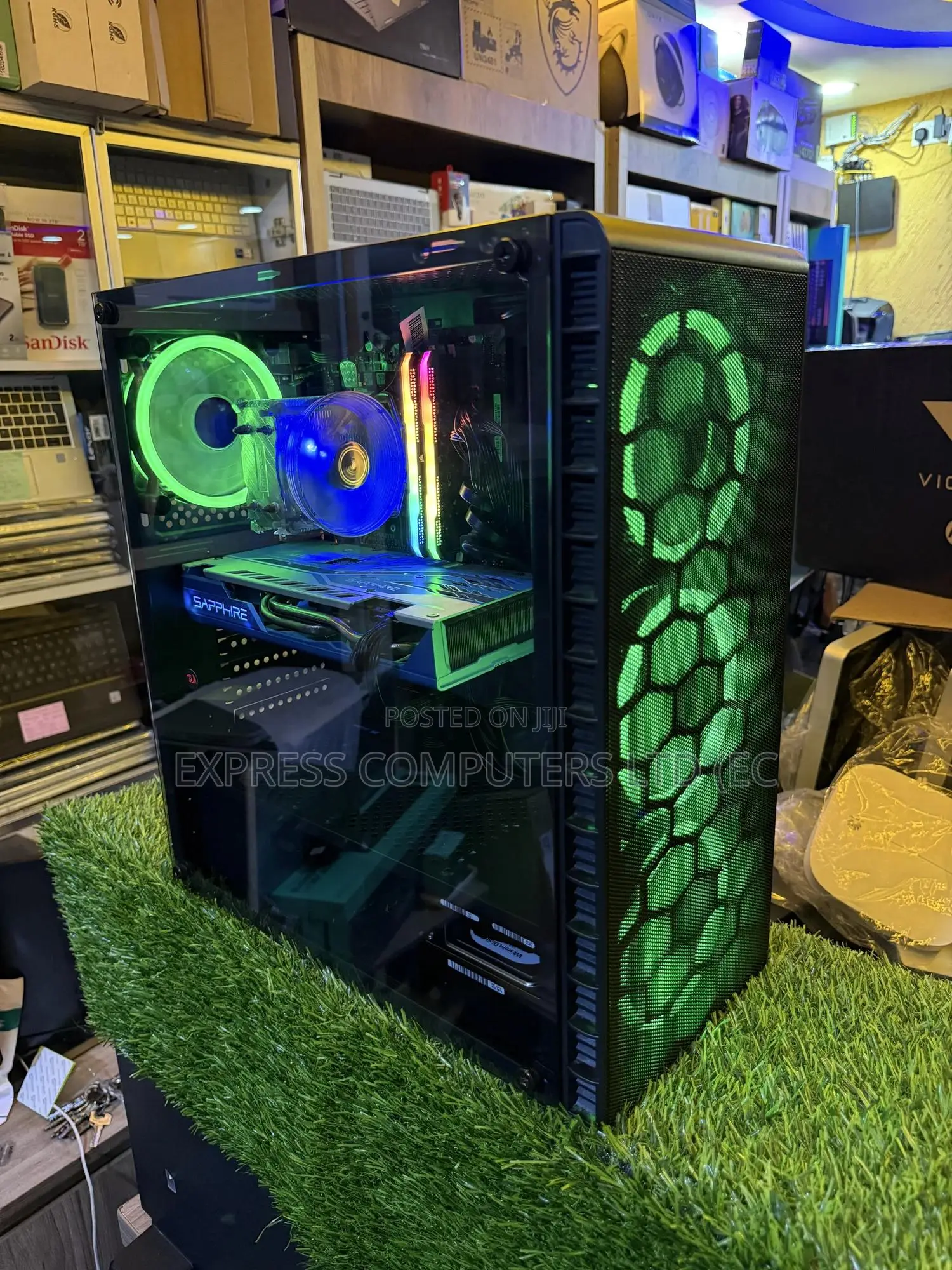 Gigabyte GB-BKi5HT-7200 24GB Intel Core I7 HDD+SSD 256GB