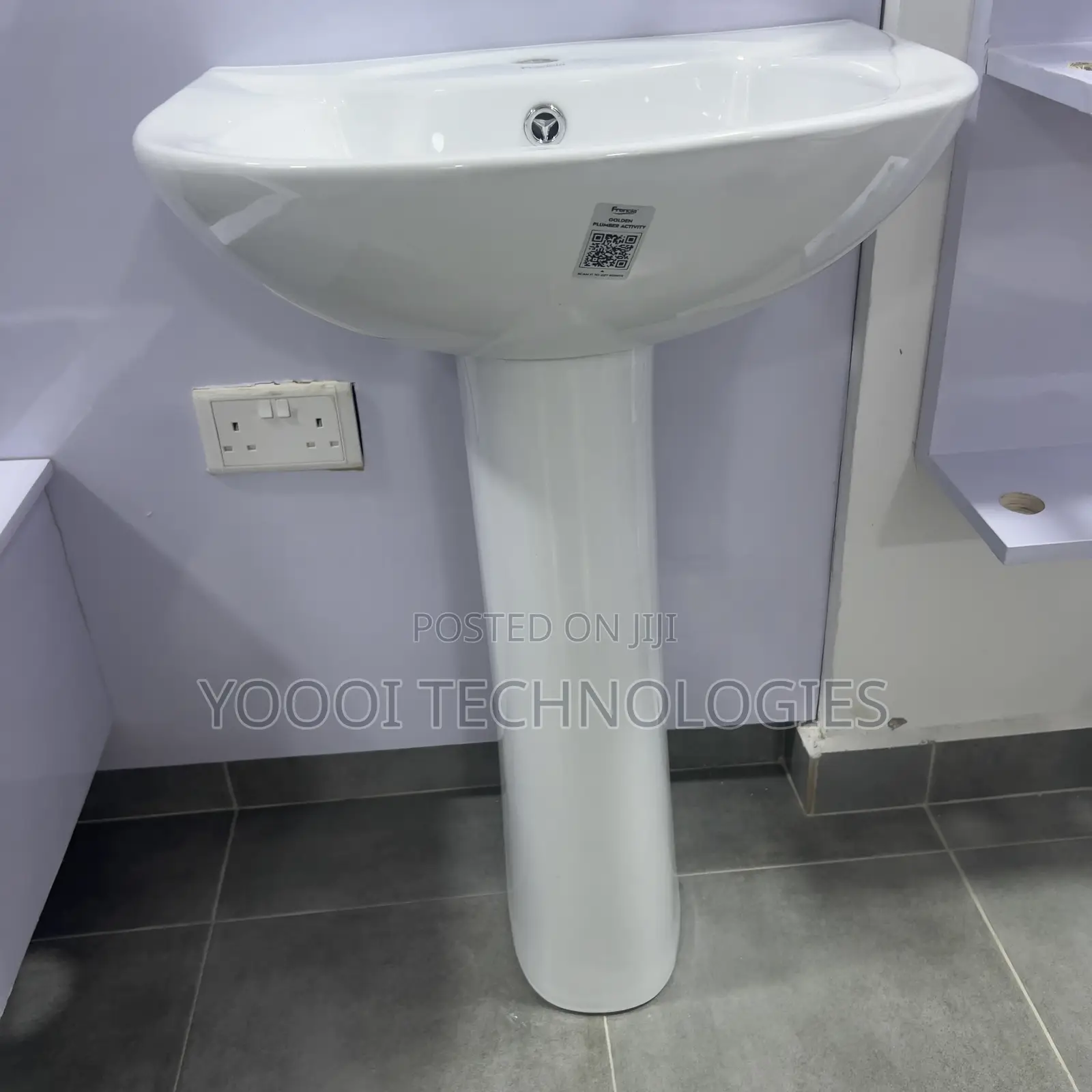 Frencia Pedestal Ceramic Basin