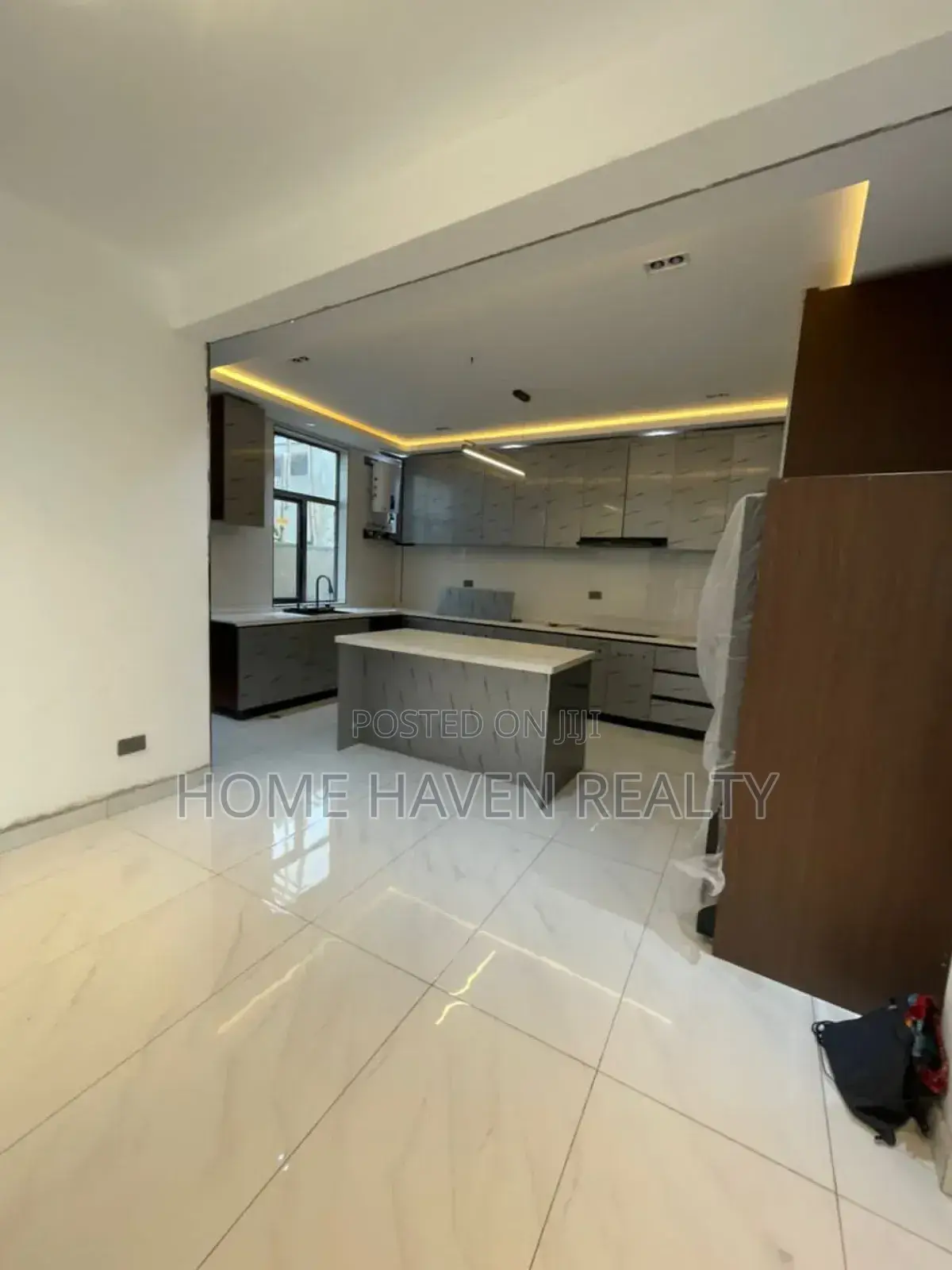 5bdrm House in Oyarifa for sale