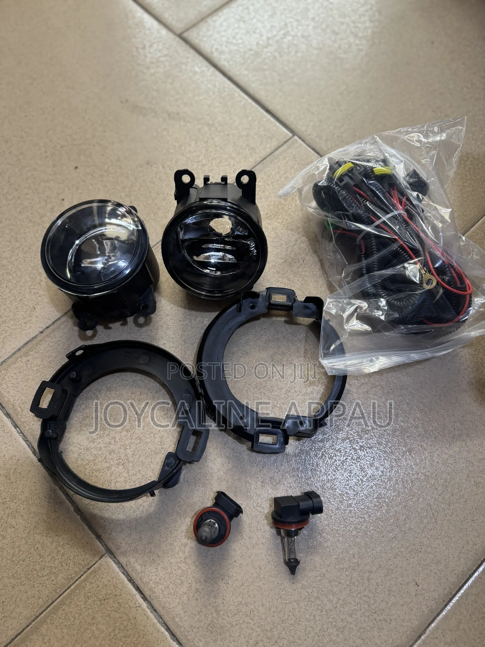 Nissan Frontier 2010 to 2019 Fog Light and Cover With Bulb and Cable