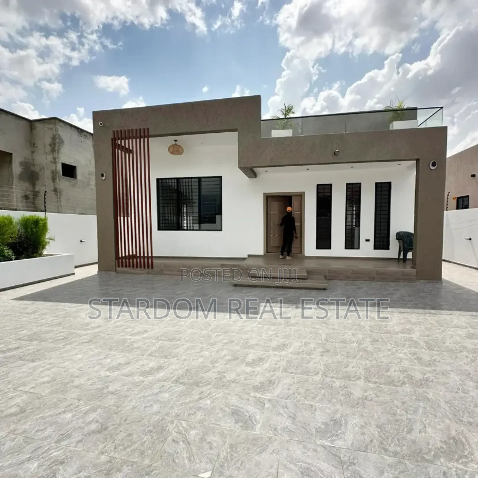 3bdrm Bungalow in East Legon Hills for sale