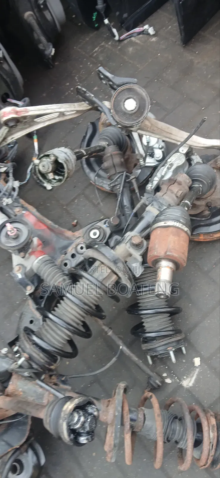 Honda Pilot 2019 to 2020 Front and Back Shocks and Hub