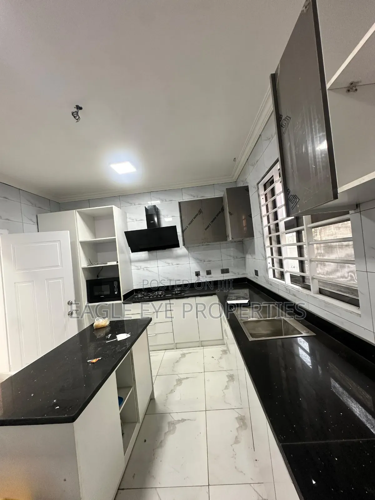 4bdrm House in East Legon for sale