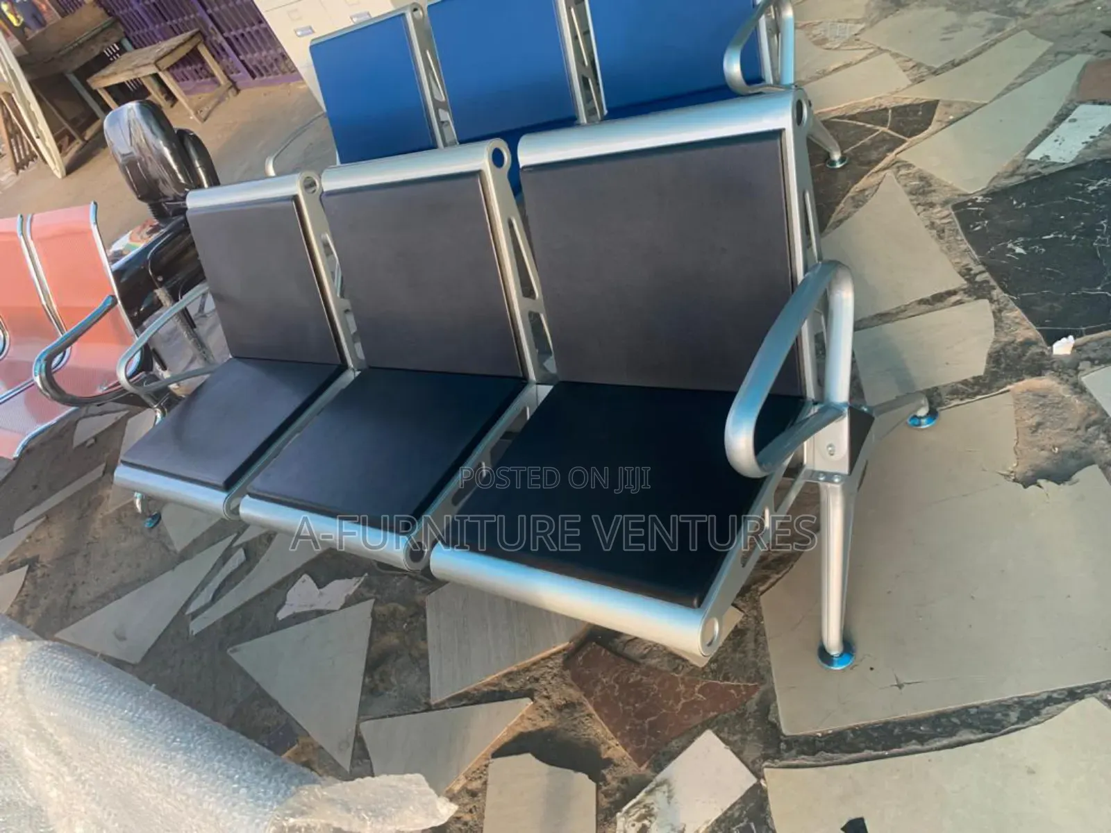 Quality Black Gum Padded Chair