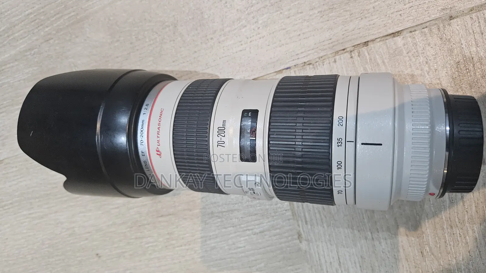 Canon 70-200mm F/2.8 L Usm Lens