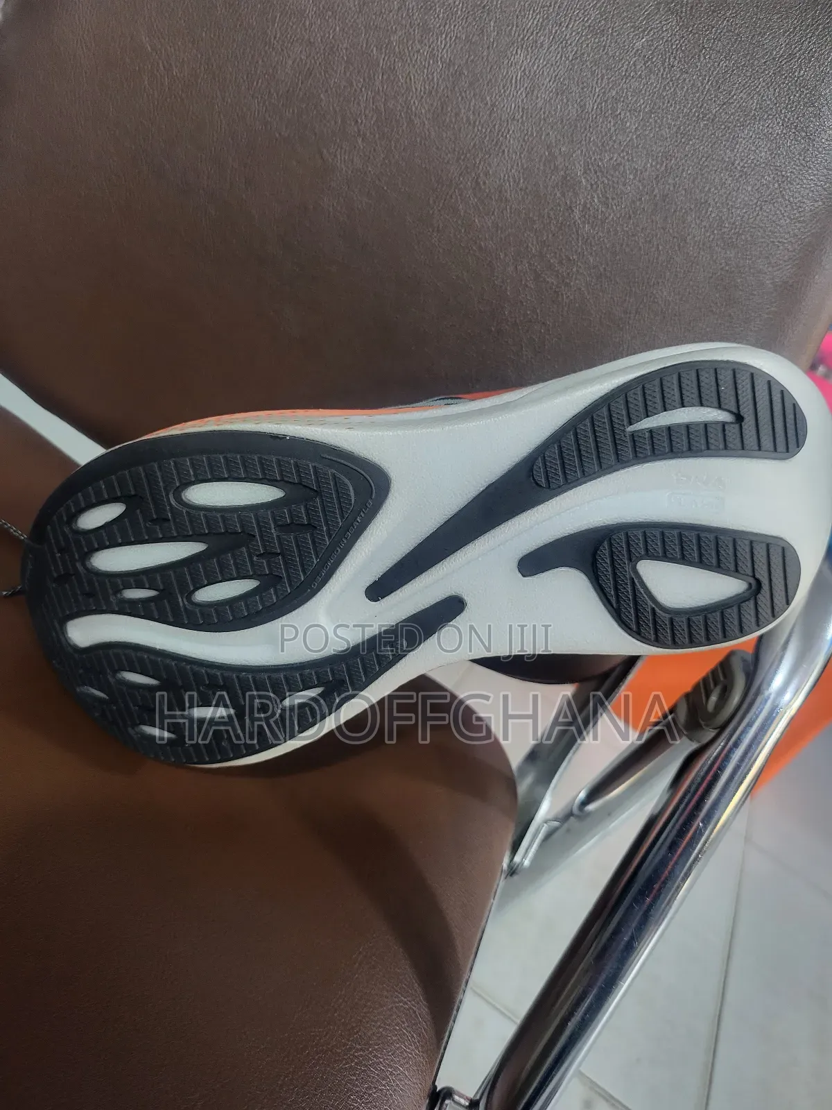 Brooks Running Trainers