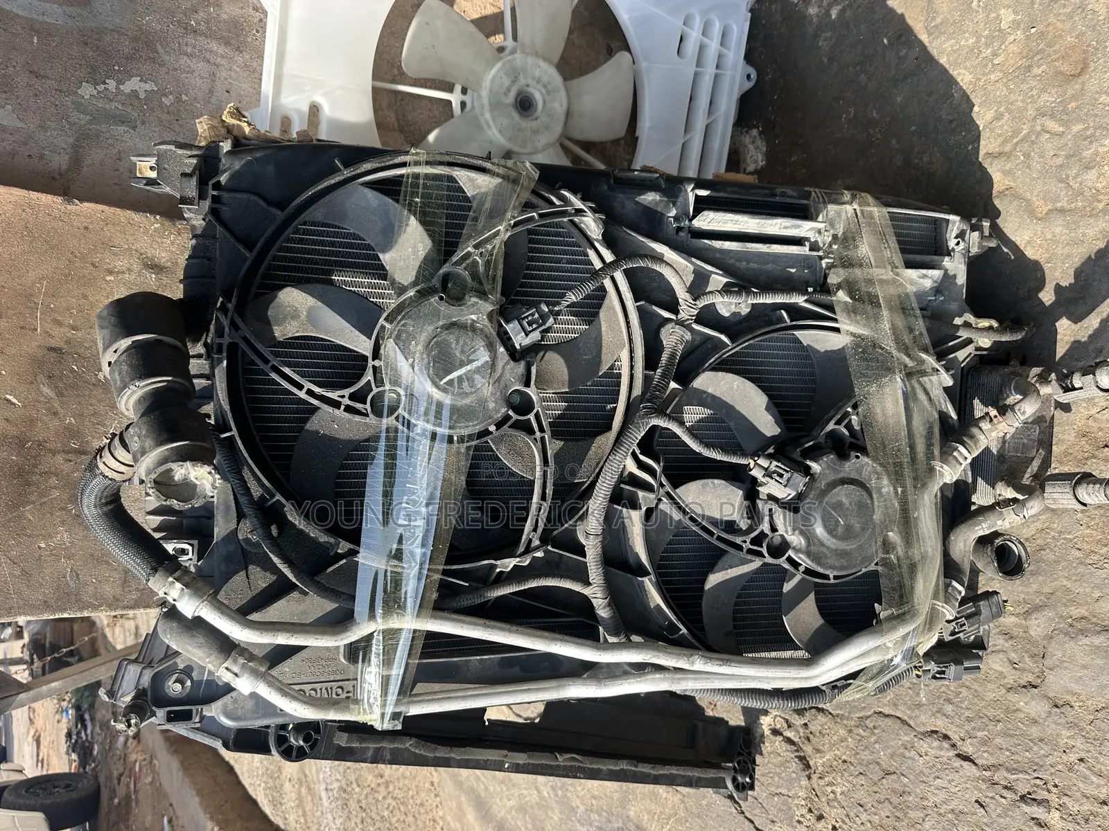 Ford Fusion 2012 2014 2015 2016 Complete Radiator