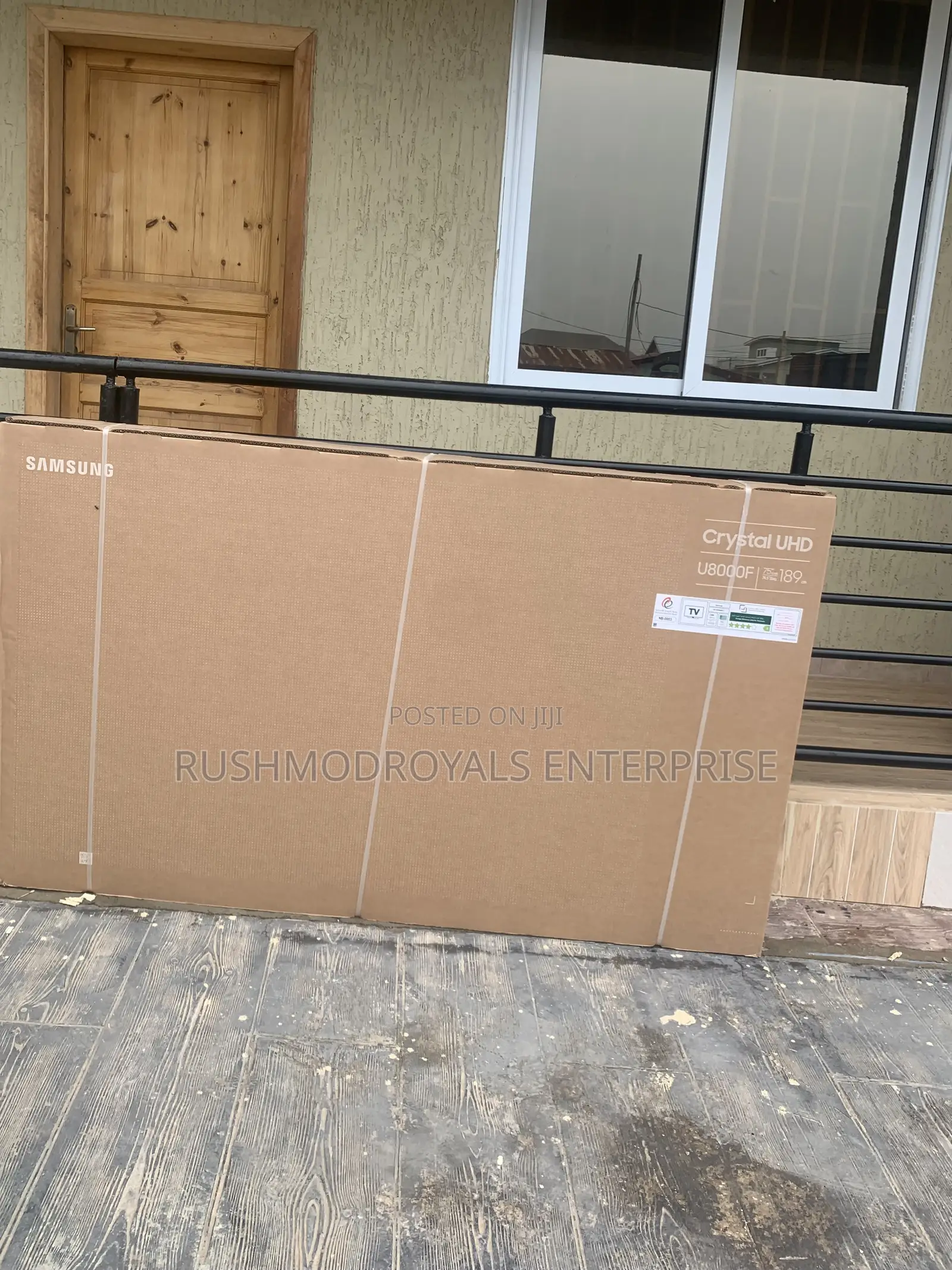 The Big-Screen Binge Machine: Samsung's 75" U8000f Smart Tv