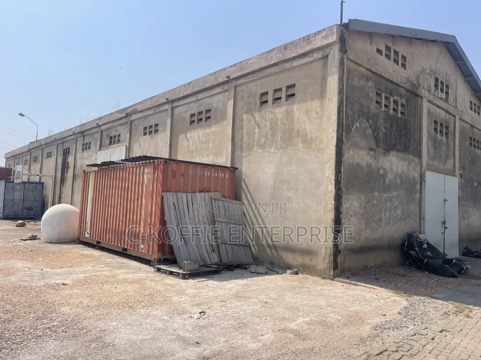 1,000 SQM Warehouse on 1.5 Acer at Tema Port for Sale