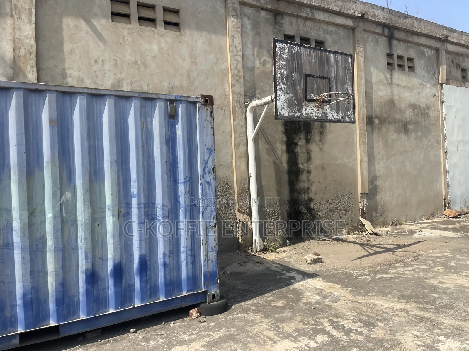 1,000 SQM Warehouse on 1.5 Acer at Tema Port for Sale