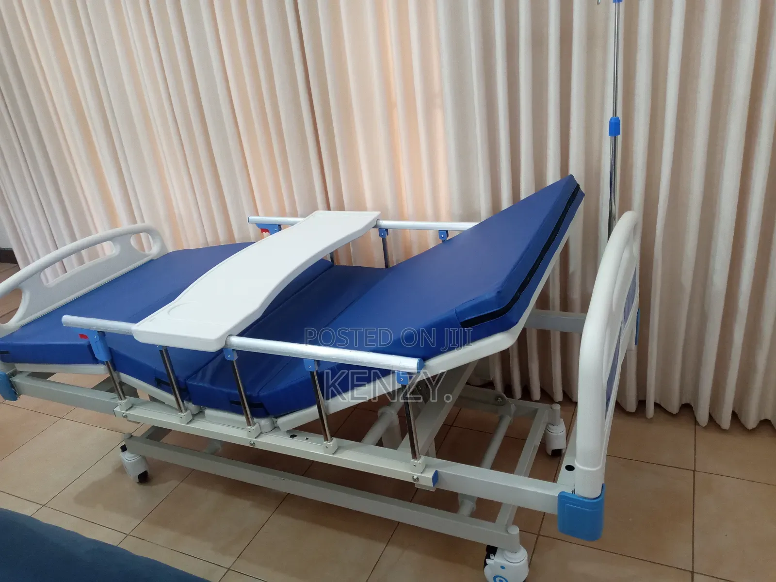 Hospital Bed (3 Crank)