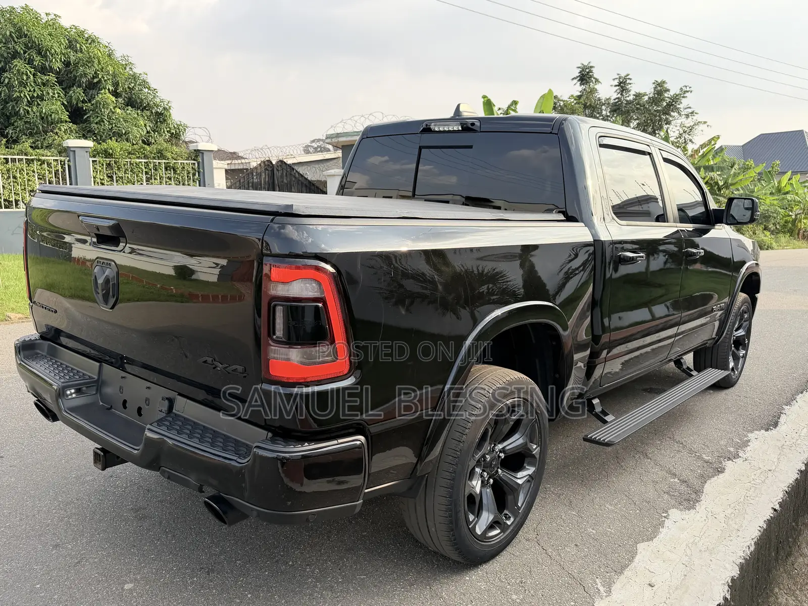 Dodge RAM 2024 Black