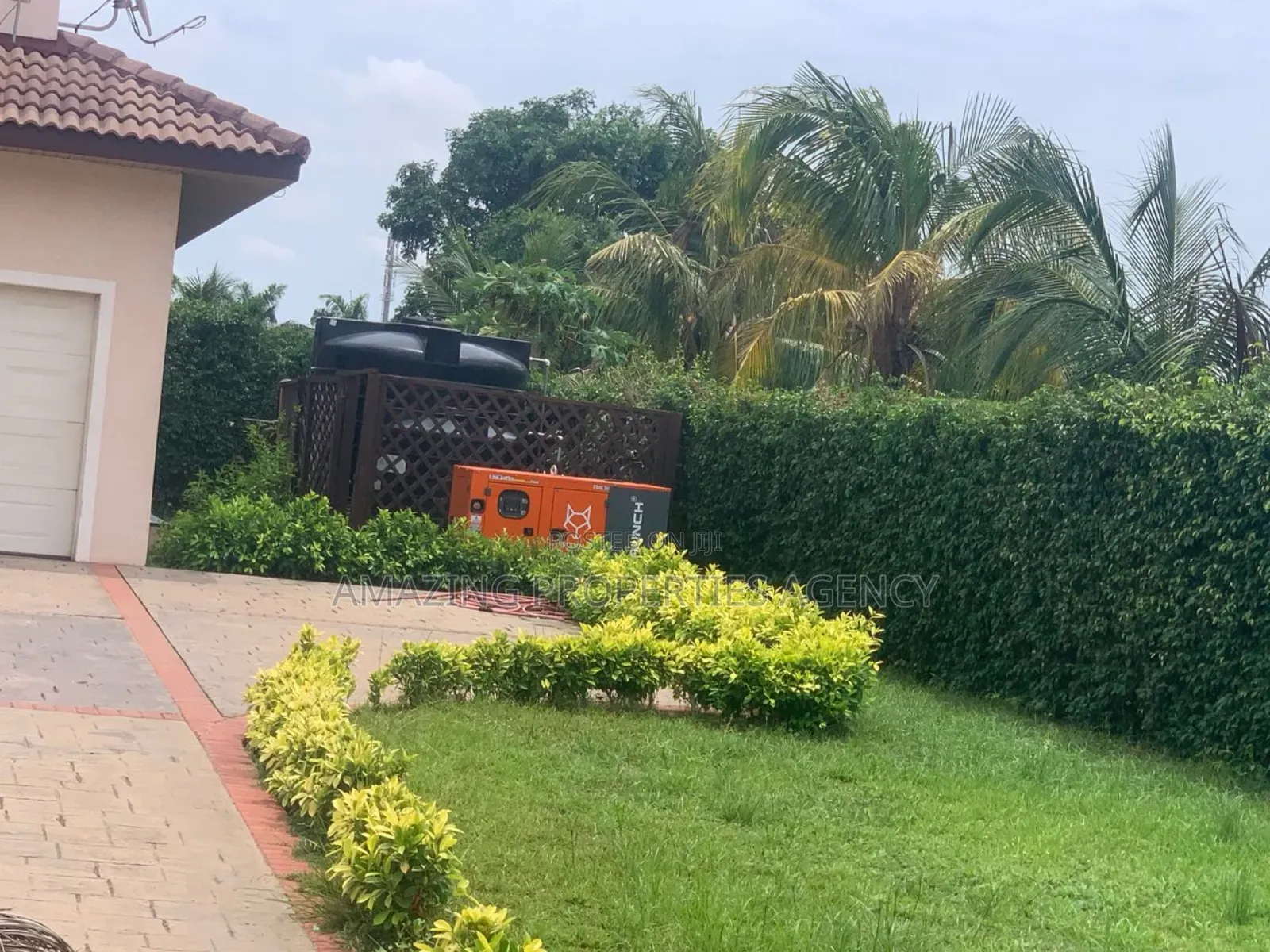 5bdrm House in East Legon for rent