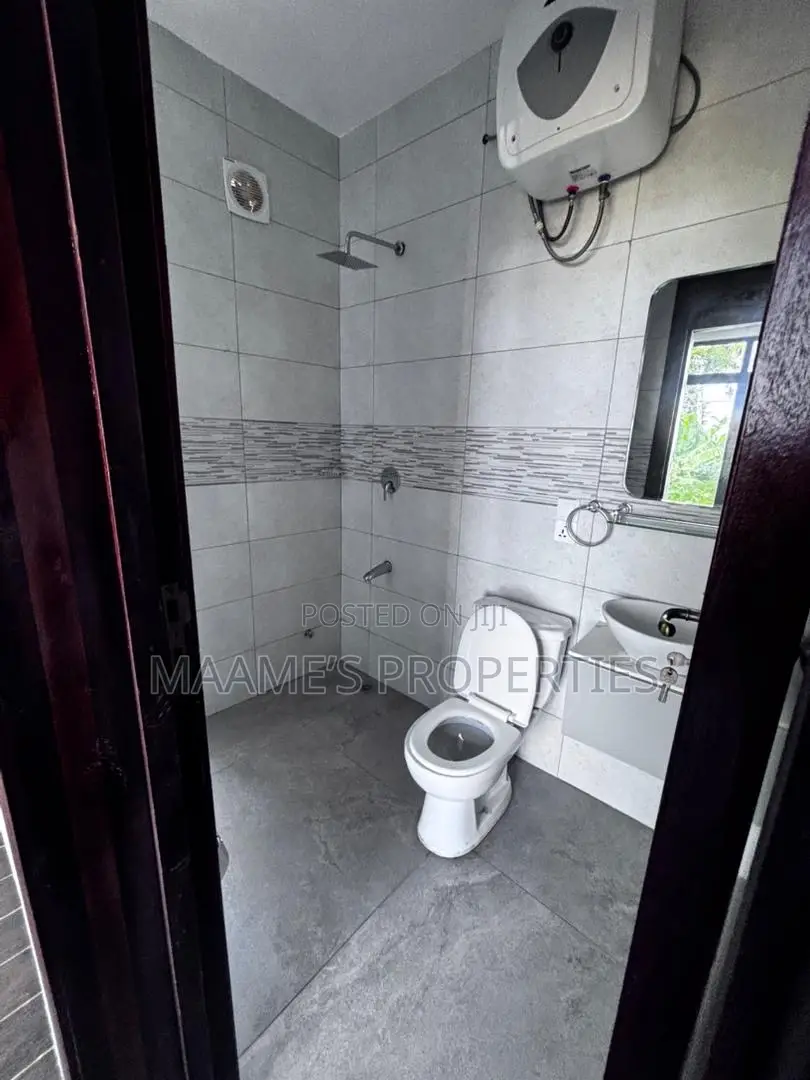 4bdrm Townhouse/Terrace in Labone for sale