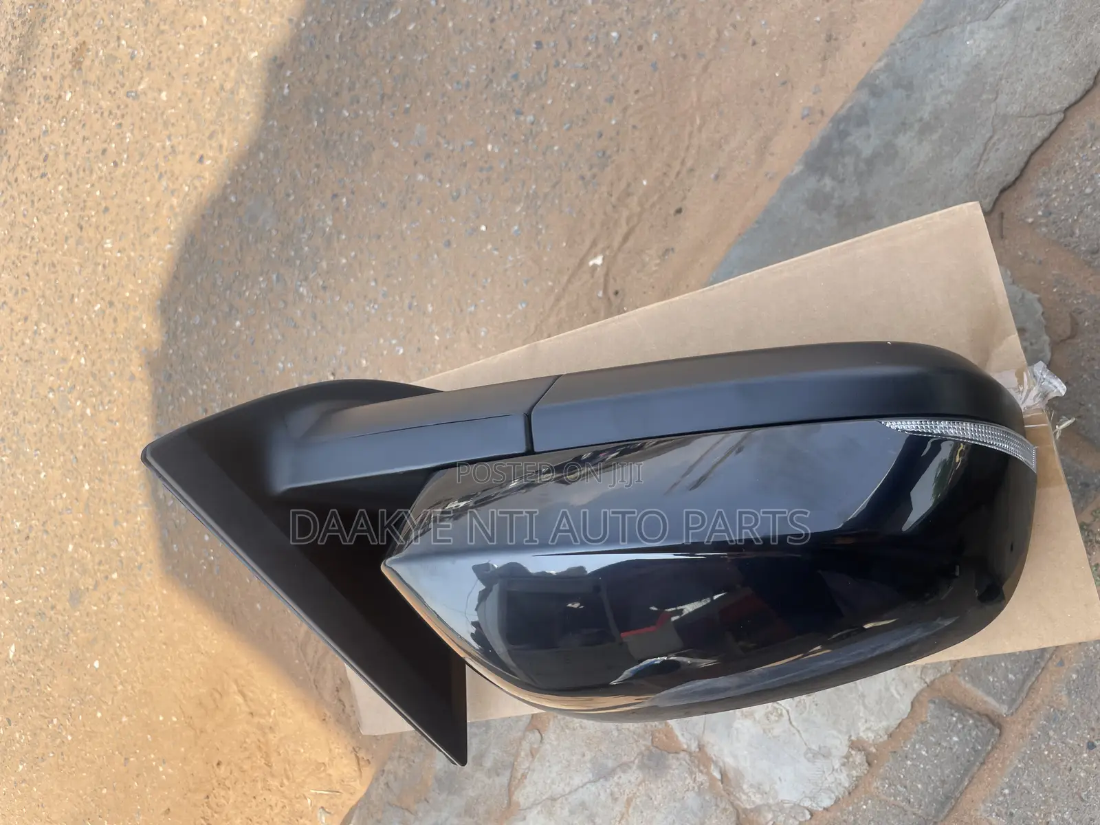 Toyota Tacoma 2025 Side Mirror ( Driving Mirror )