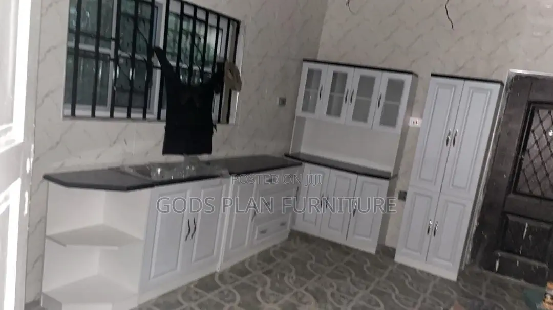 Kitchen Cabinet