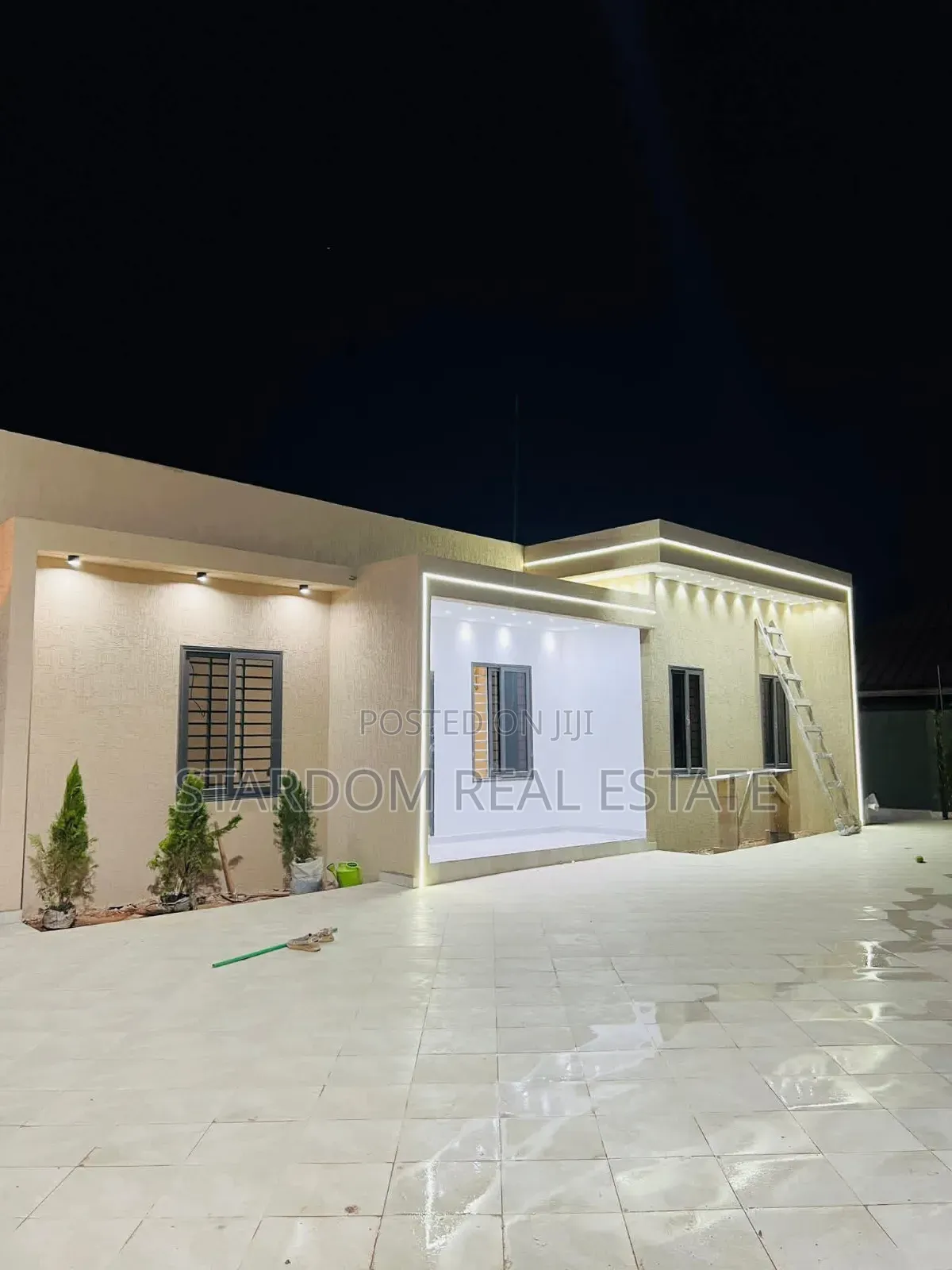 3bdrm Bungalow in Lakeside Estate for sale