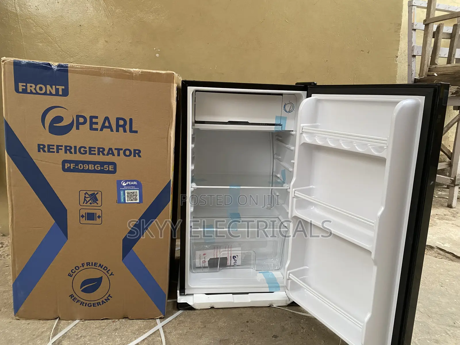 Pf-09bg-5e Pearl 91liters Black Mirror Table Top Fridge