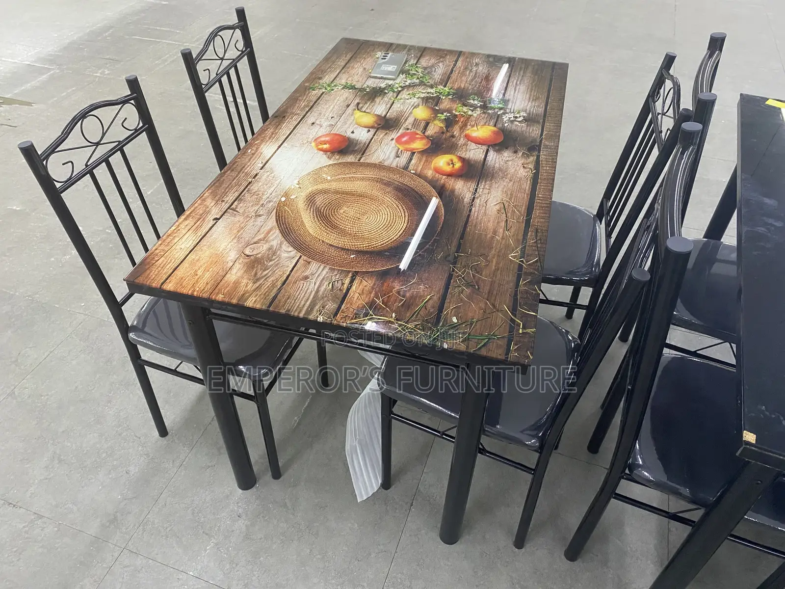 Quality Four Seater Dining Set
