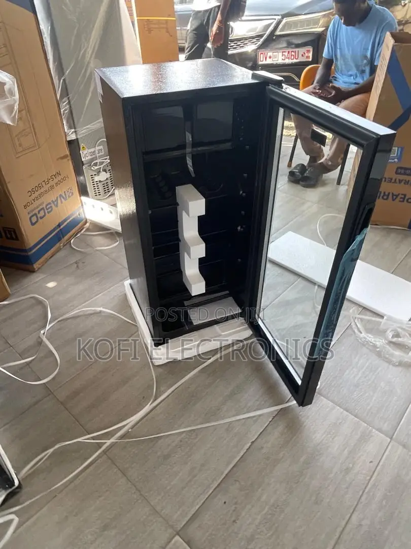 Nasco 90l Single Door Glass Fridge Sleek Retail Choice