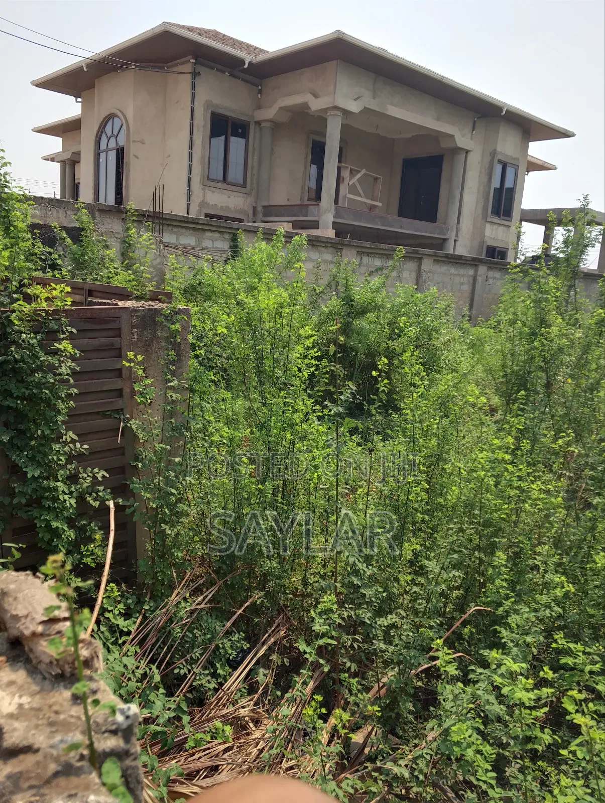 Full Plot Fenced With Gate for Hot Sale Comm25