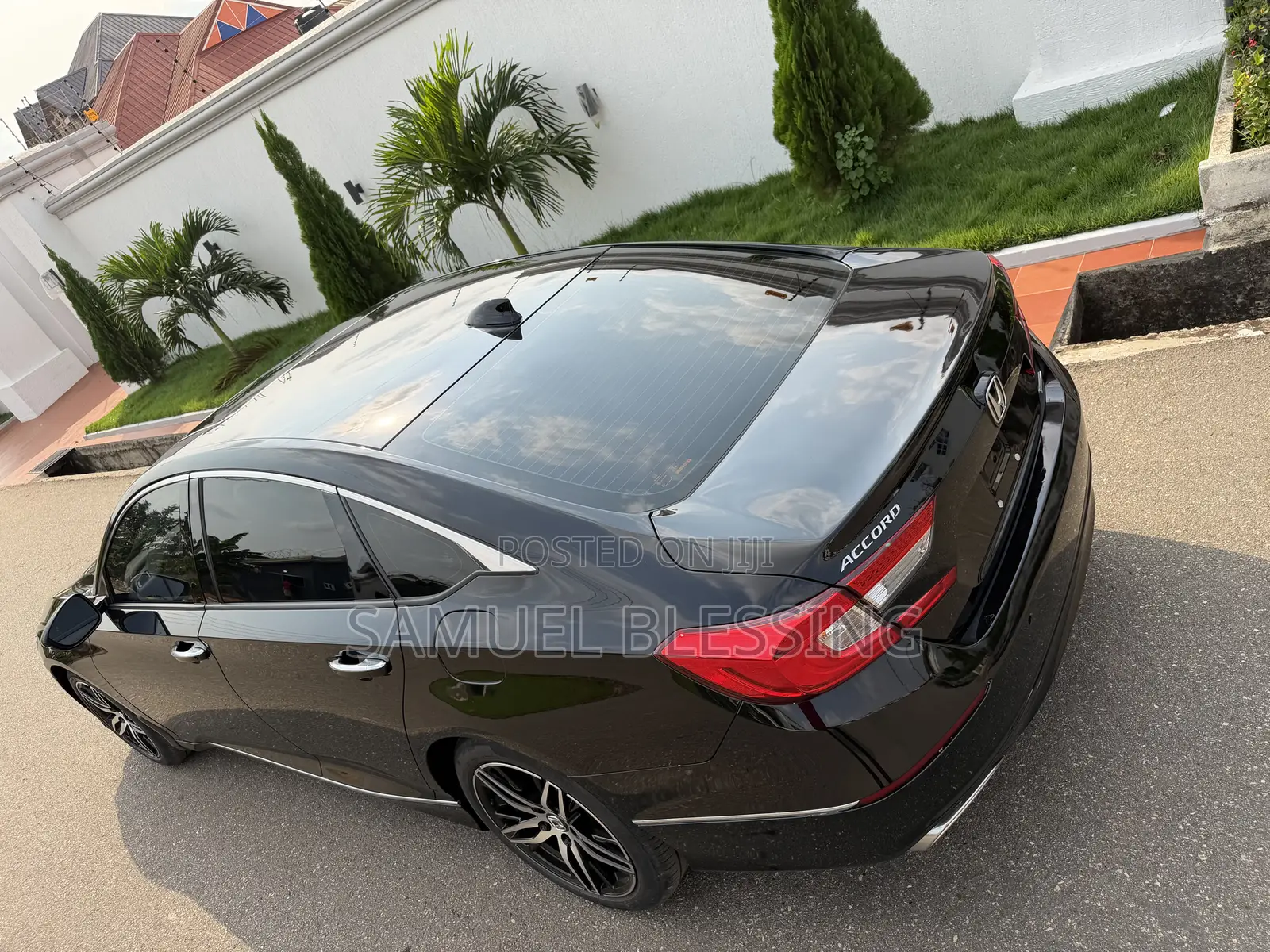 Honda Accord Touring 2.0T 2020 Black
