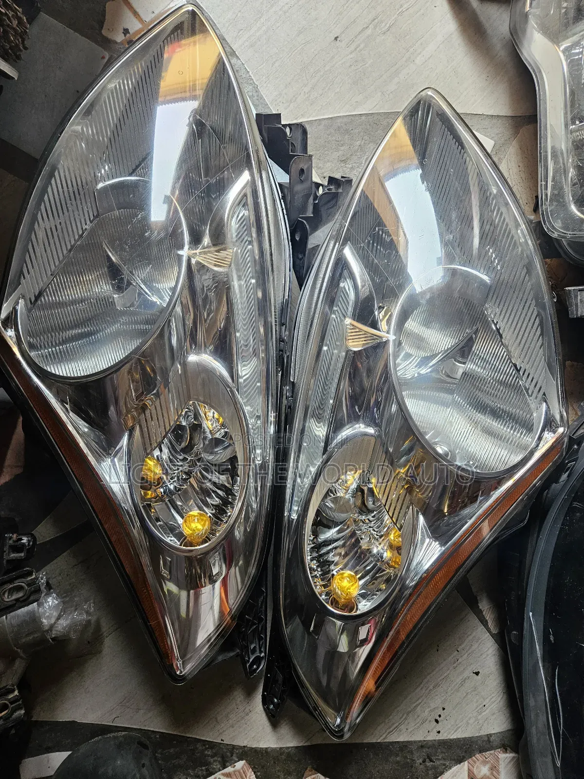 Nissan Altima Headlight 2010 Charger Type