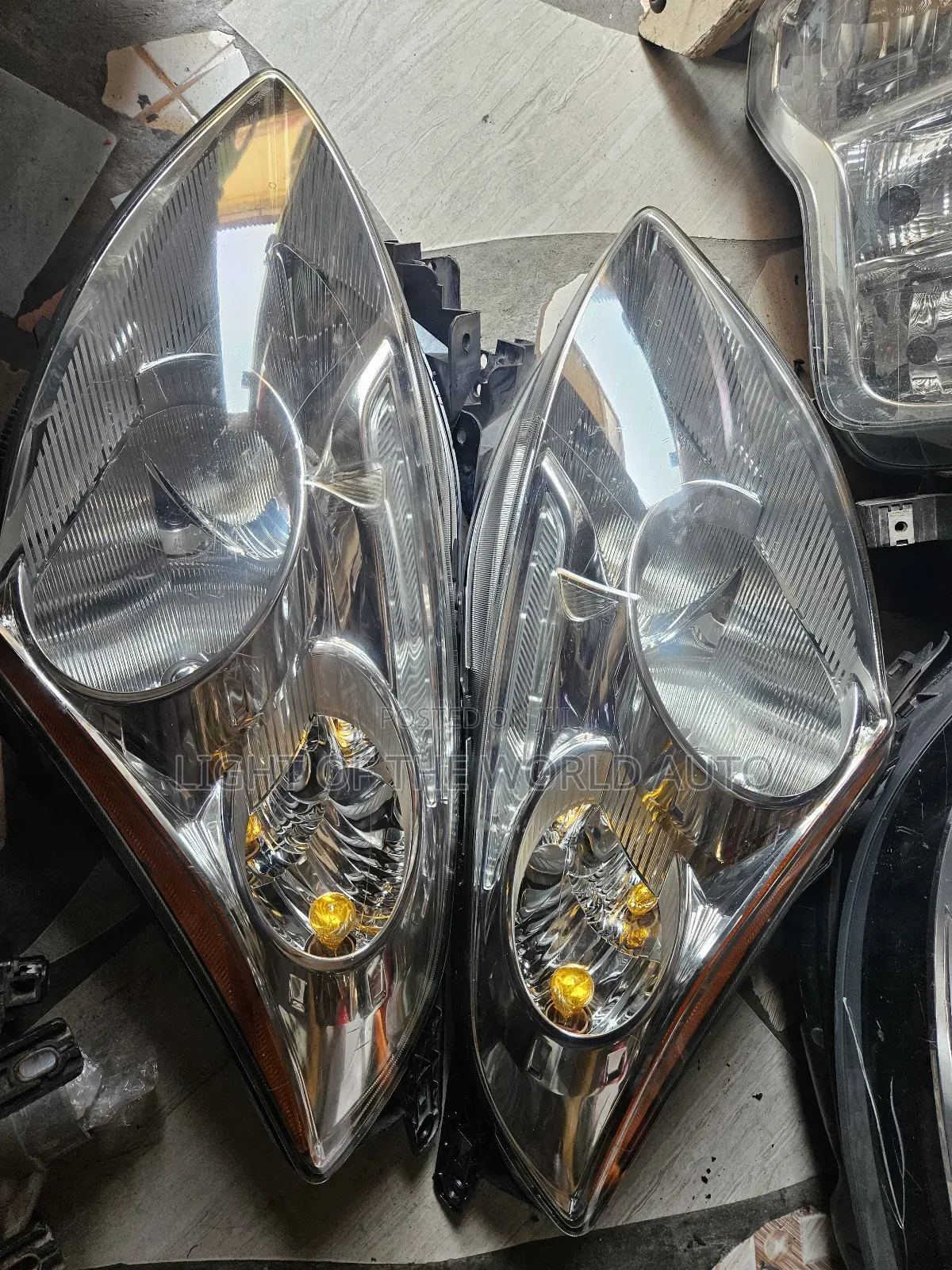 Nissan Altima Headlight 2010 Charger Type