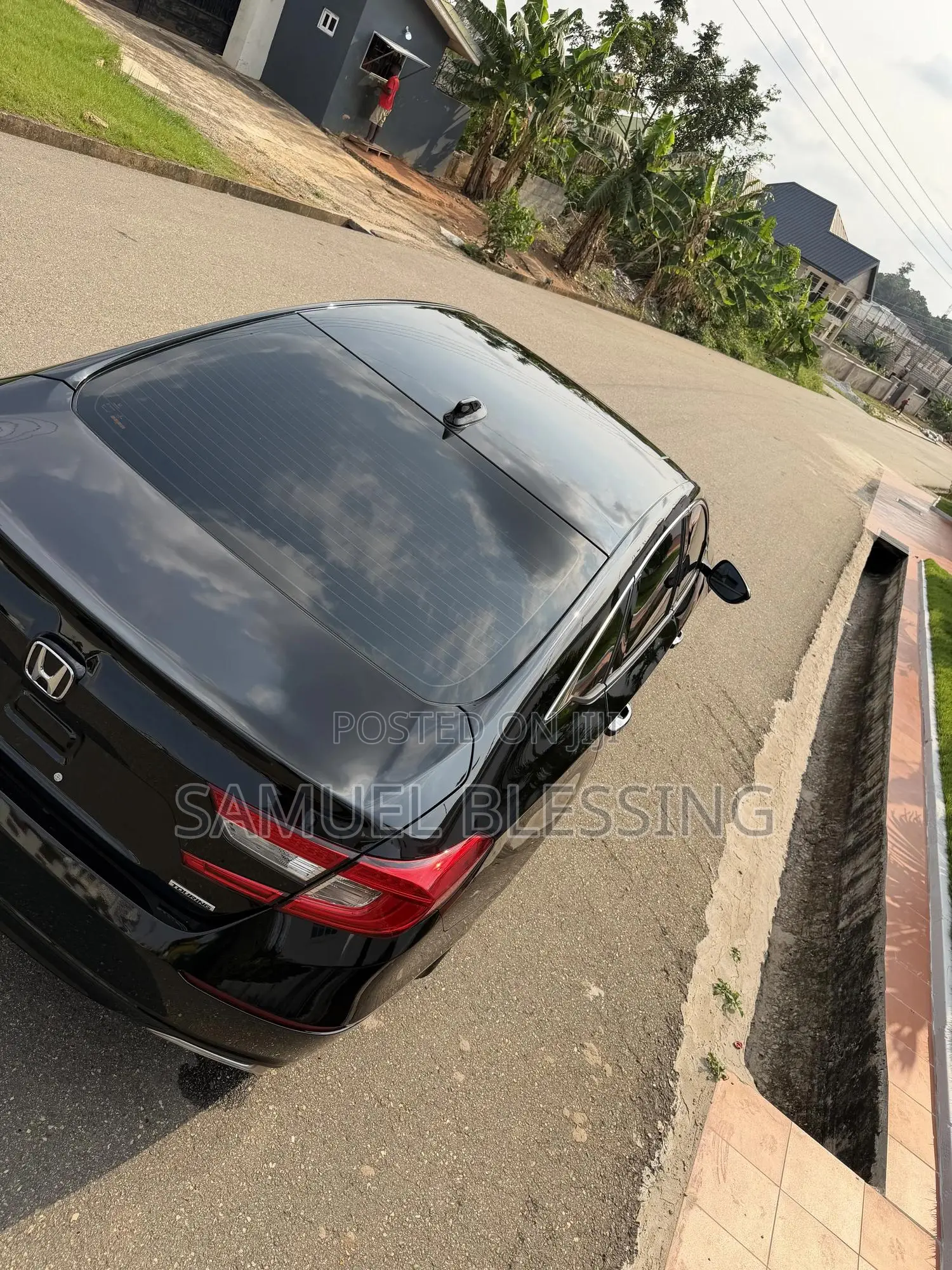 Honda Accord Touring 2.0T 2020 Black
