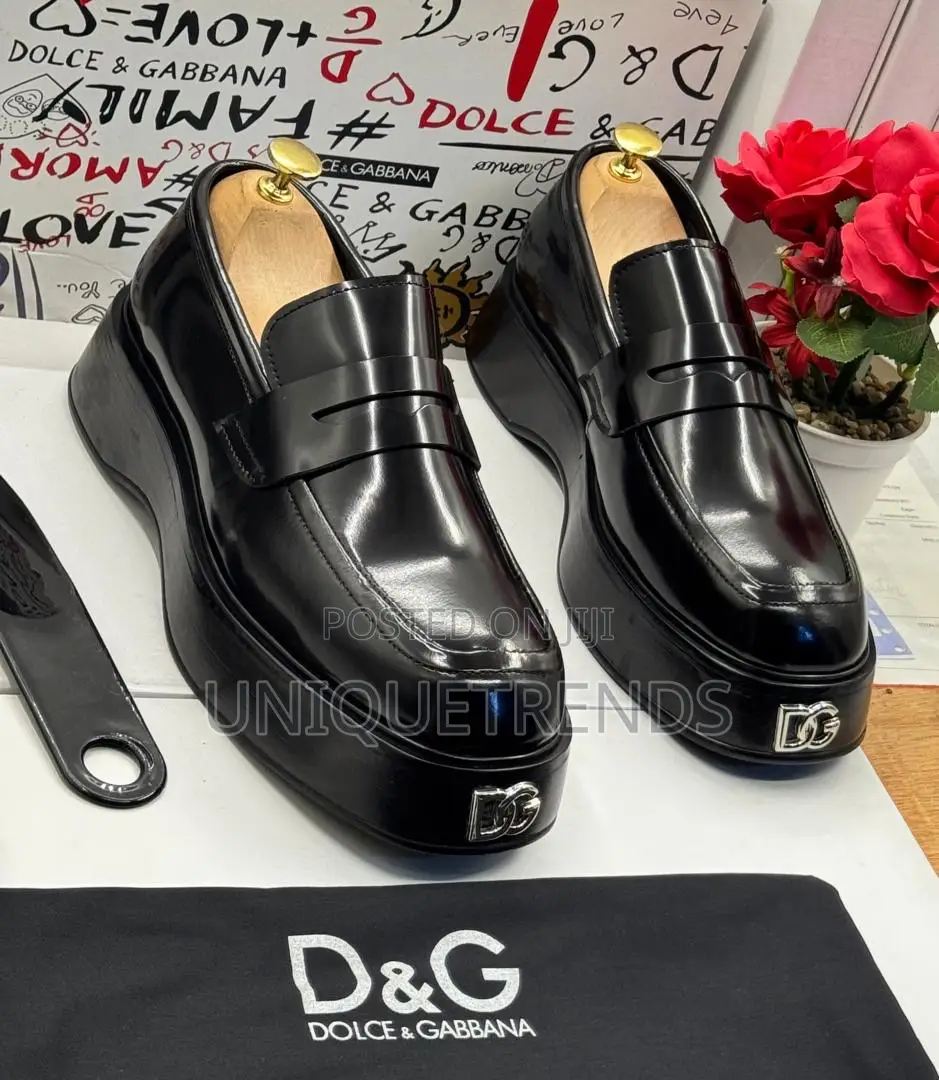Classic Dolce and Gabbana Leather Shoes