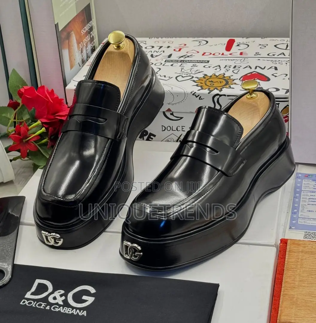 Classic Dolce and Gabbana Leather Shoes