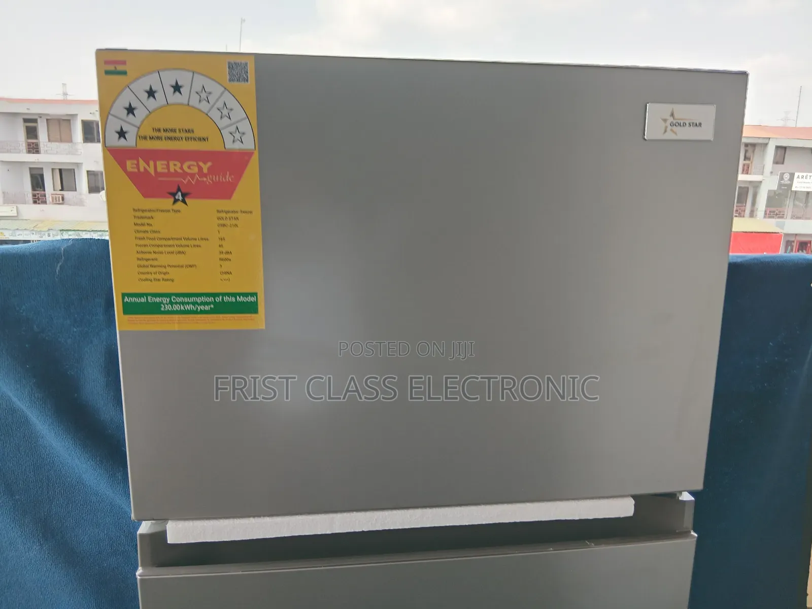 Goldstar 210 L Refrigerator – Compact Outside, Spacious Inside