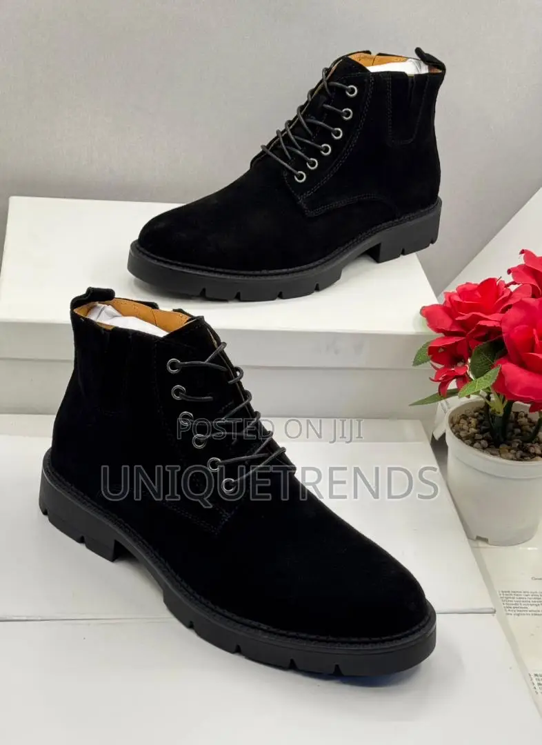 Tm Suede Chukka Boots