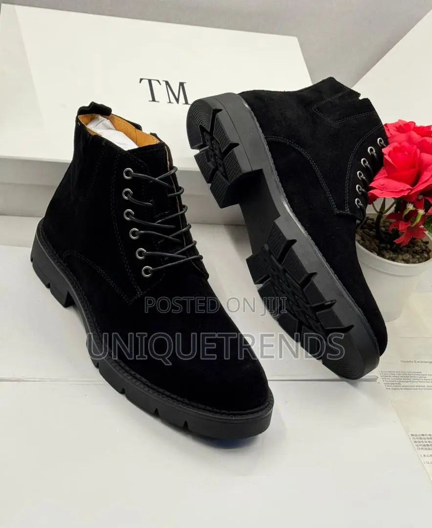 Tm Suede Chukka Boots